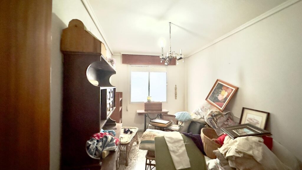 Mājoklis remontam pēc savām vēlmēm – Torrevieja