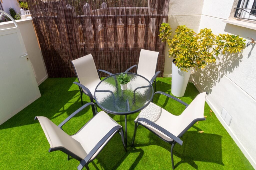 Gerenoveerde rijwoning met tuin in Los Altos