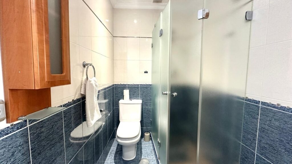 Ylimmän kerroksen koti – Torrevieja