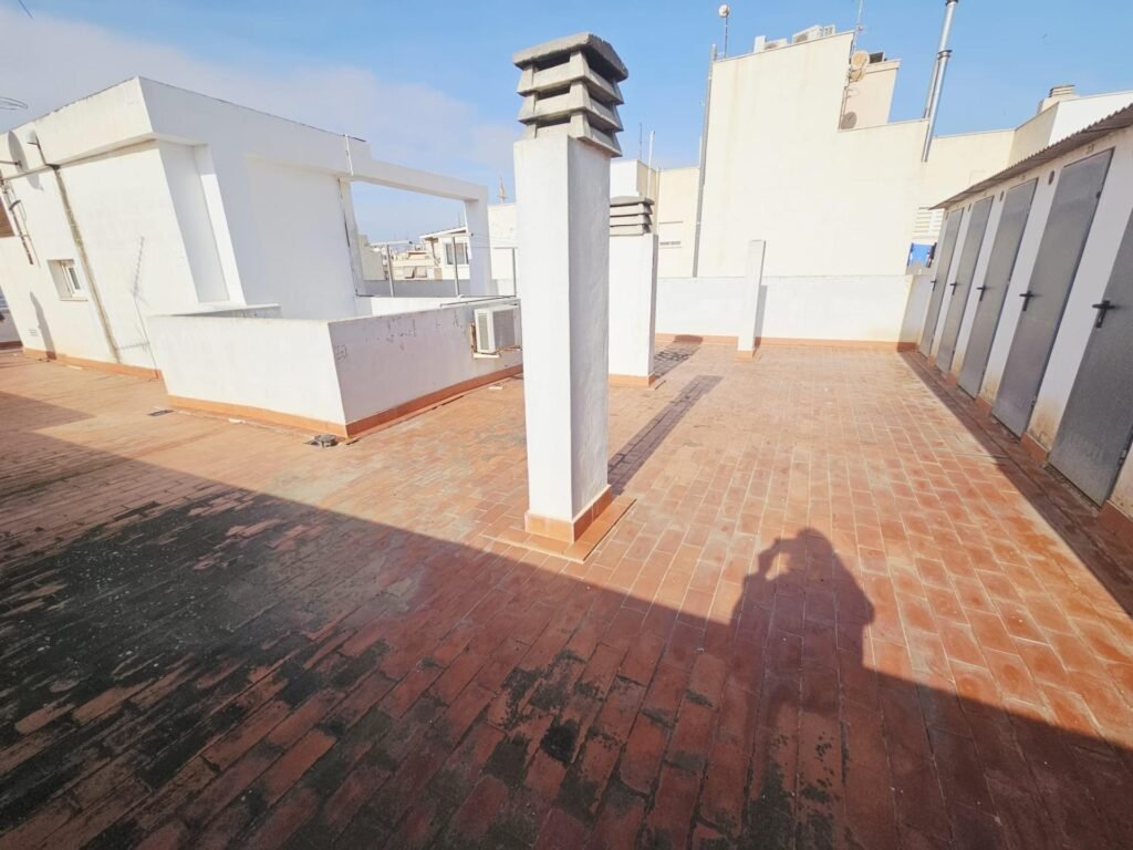 Koti ja oma ulkotila – Estacion de autobuses