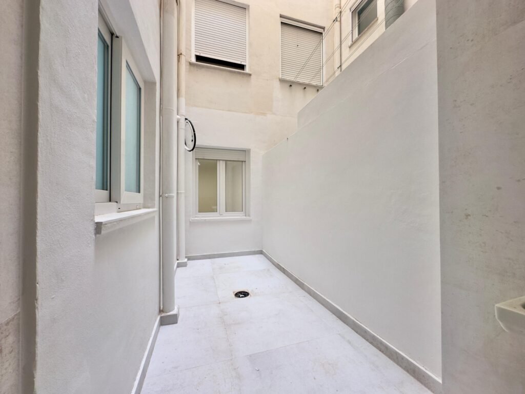 Appartement d'angle rénové à Torrevieja