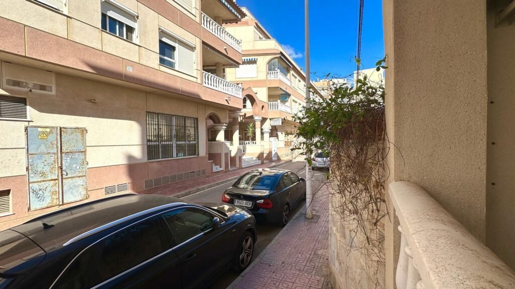 Koti ja oma ulkotila – La Mata pueblo