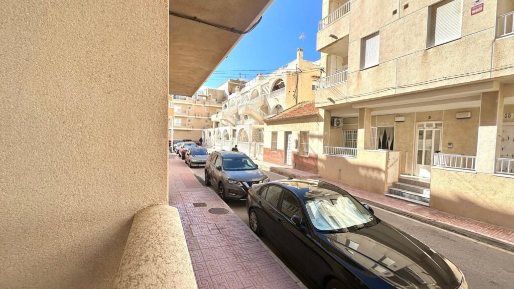 Koti ja oma ulkotila – La Mata pueblo