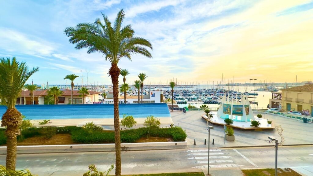 Mājoklis remontam pēc savām vēlmēm – Torrevieja