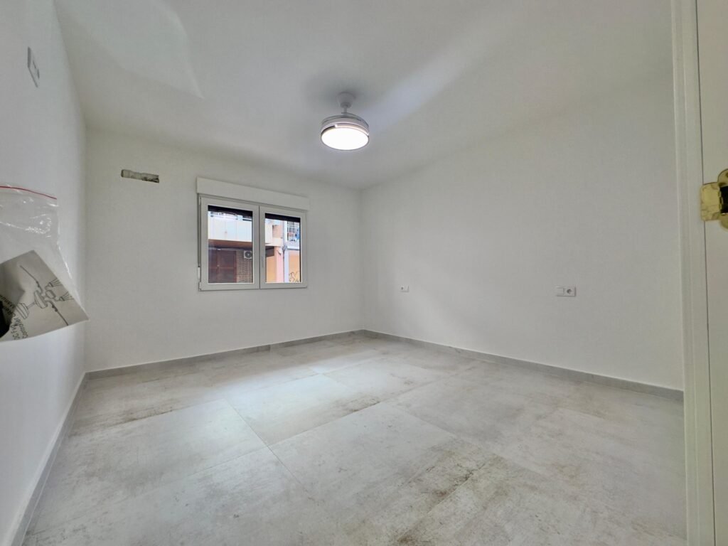Appartement d'angle rénové à Torrevieja