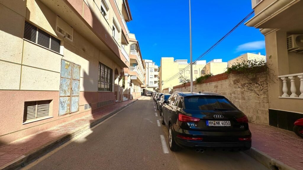Koti ja oma ulkotila – La Mata pueblo