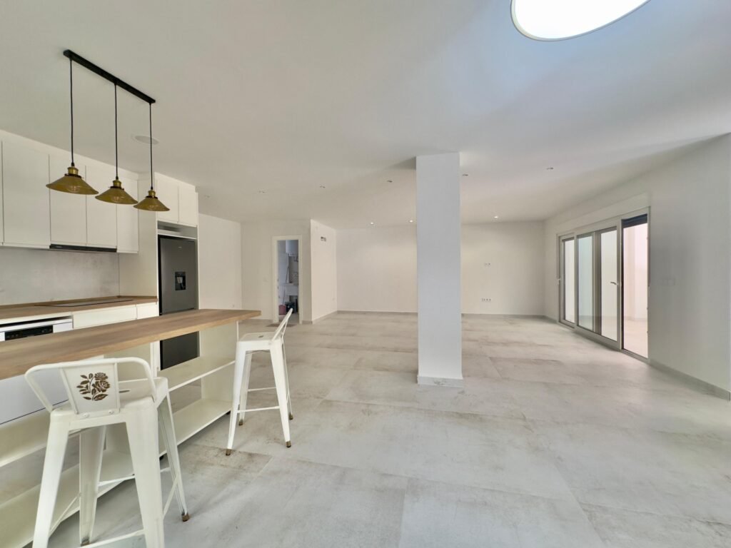 Appartement d'angle rénové à Torrevieja