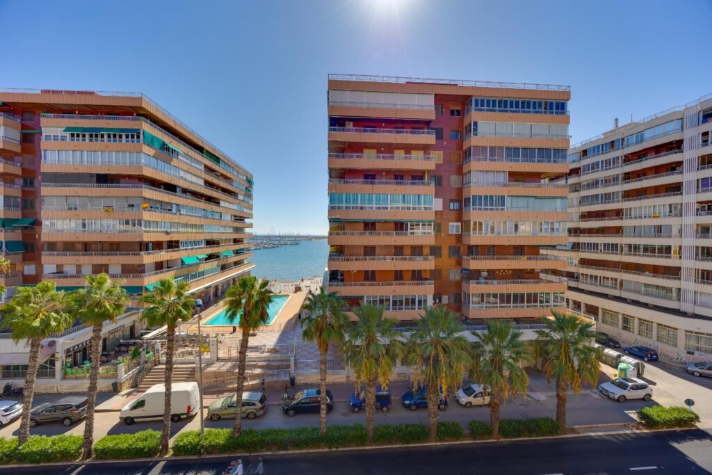 Kaupunkikoti lähellä rantaa – Playa del Acequión