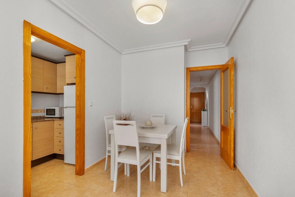 Flat - Torrevieja - 129000 EUR