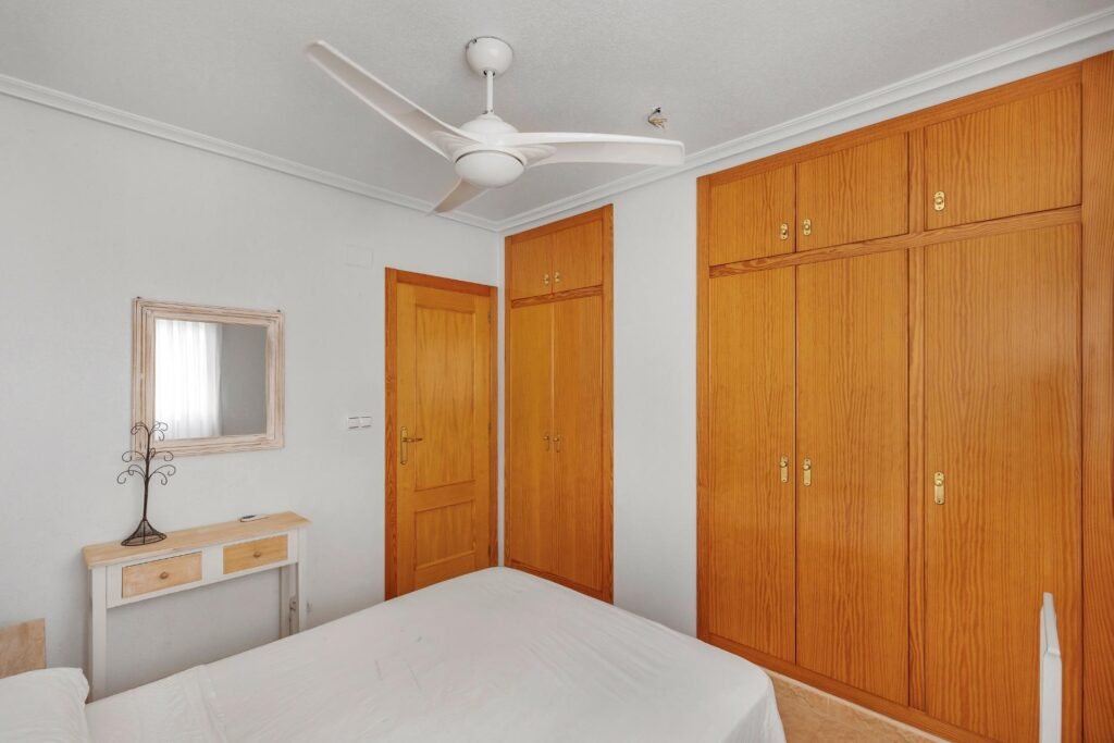 Flat - Torrevieja - 129000 EUR