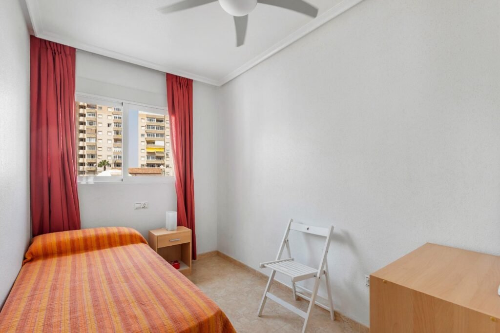Flat - Torrevieja - 129000 EUR