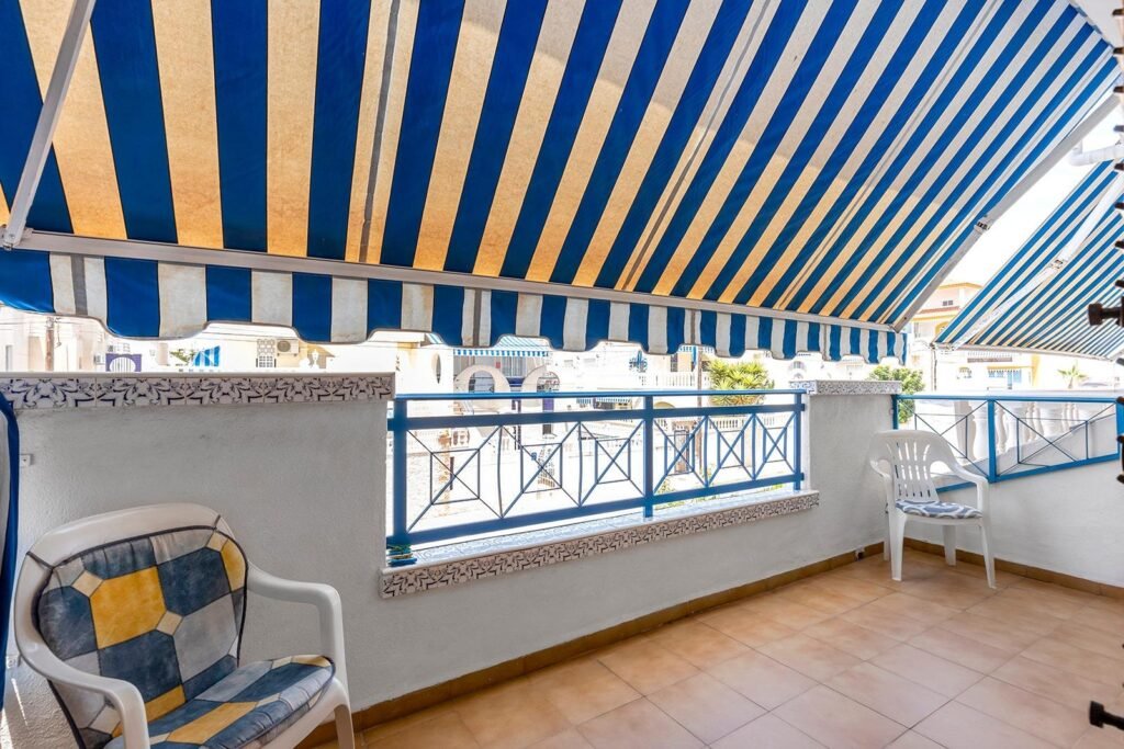 Un hogar acogedor con terraza propia