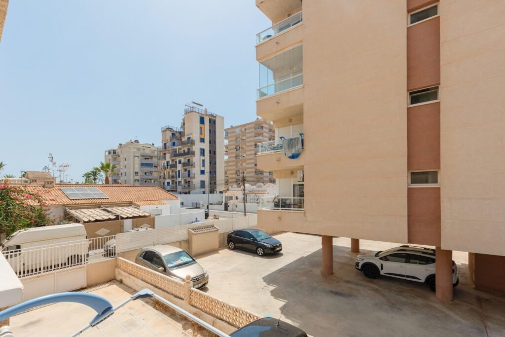 Flat - Torrevieja - 129000 EUR