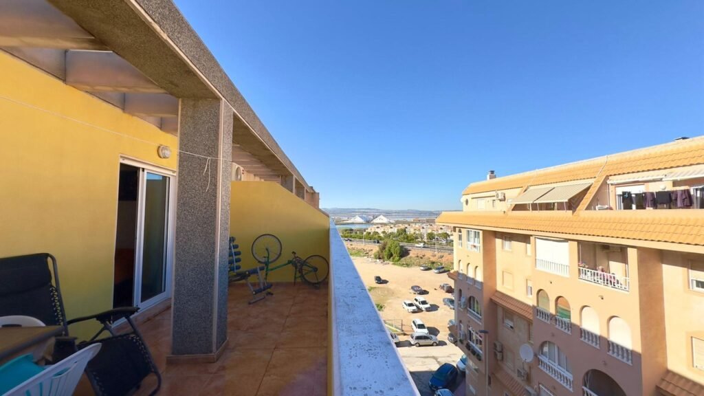Būstas viršutiniame aukšte – Torrevieja