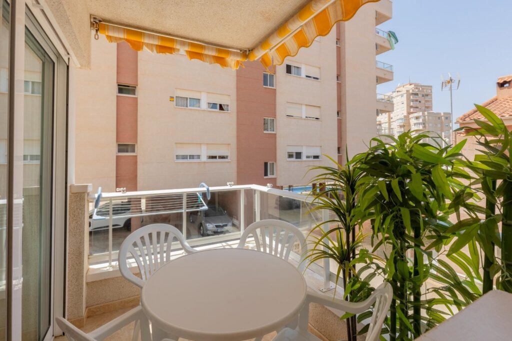 Flat - Torrevieja - 129000 EUR