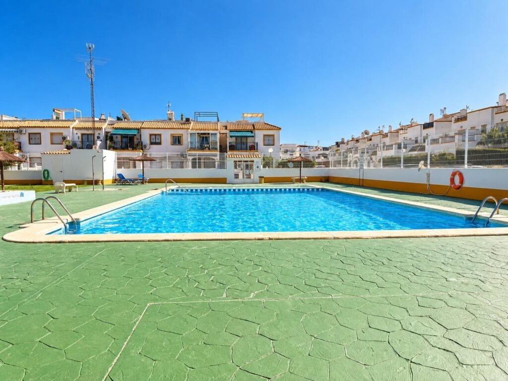 Terraced house - Torrevieja - 239900 EUR