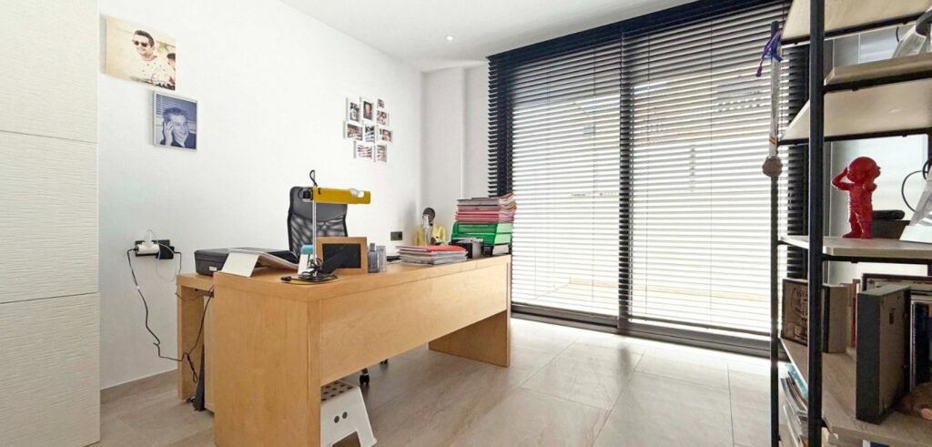 Mūsdienīga villa ar baseinu Villamartín