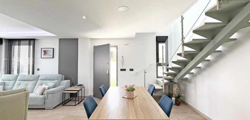 Mūsdienīga villa ar baseinu Villamartín