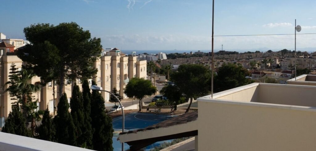 Detached Villa - Orihuela Costa - 295000 EUR