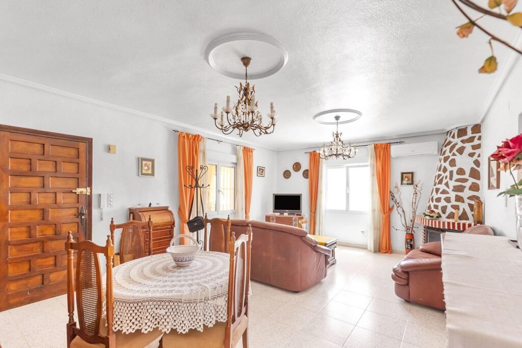 Villa mit Privatpool in Ciudad Quesada