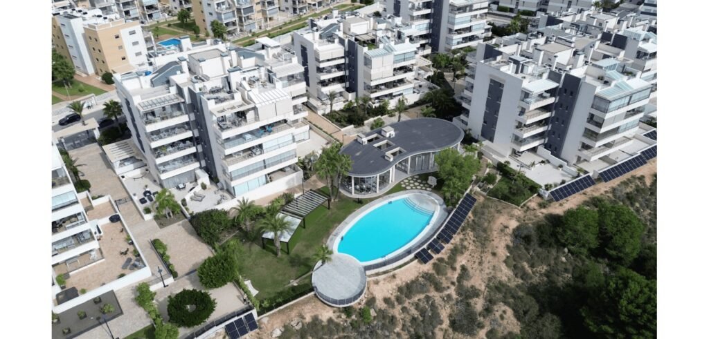 A tenanted home in Green Hills, Villamartín