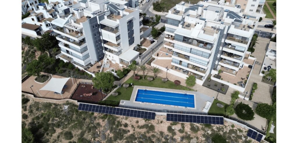 A tenanted home in Green Hills, Villamartín