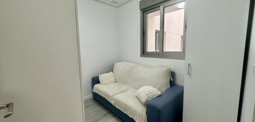 A tenanted home in Green Hills, Villamartín