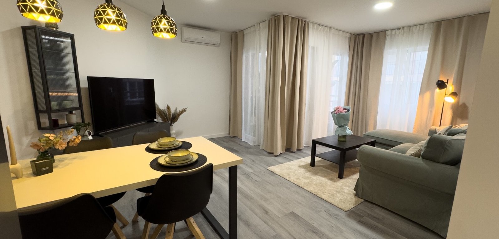 Dzīvoklis ar terasi pie Playa del Cura