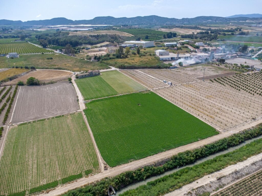 Remontoitava maalaistalo Desamparadosissa