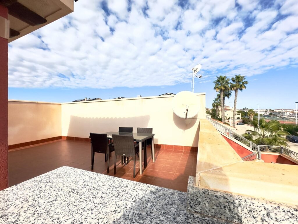 Terrasse privée sur le toit à Playa Flamenca