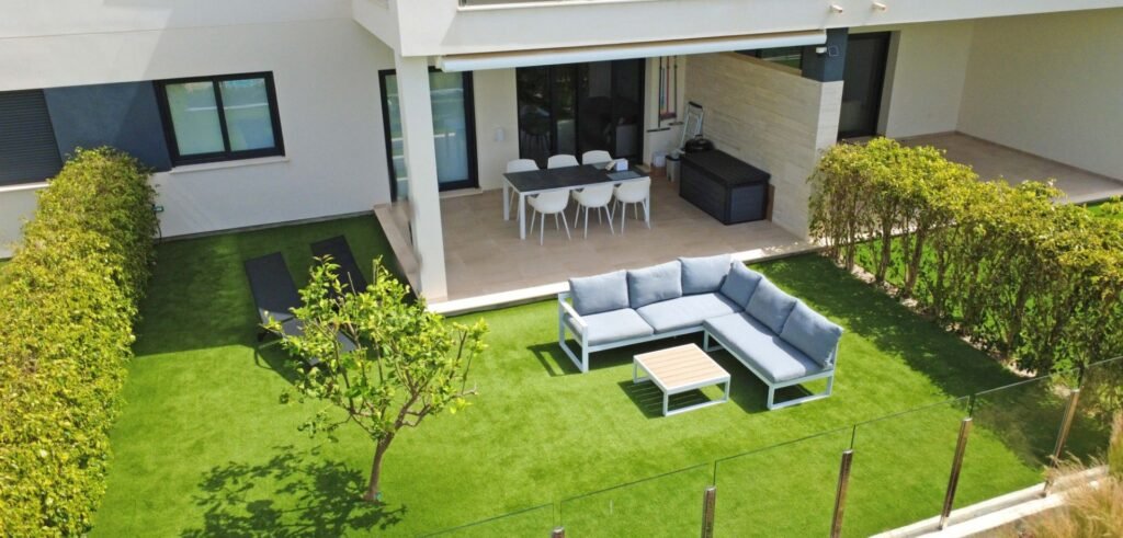 Bajo con jardín en Lo Romero Golf