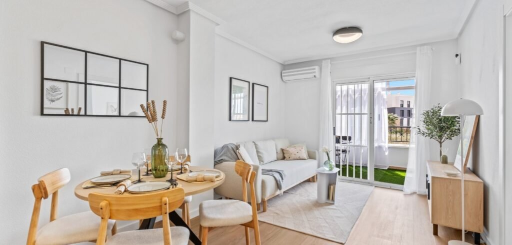 Appartement lumineux en rez-de-chaussée