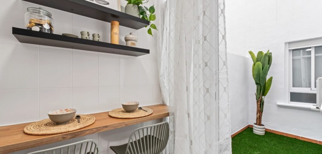 Appartement lumineux en rez-de-chaussée