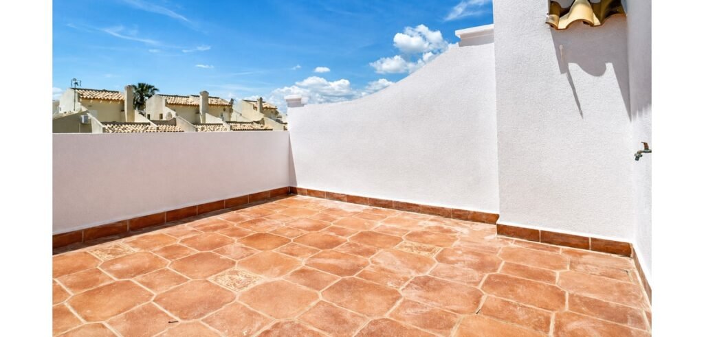 Rindu māja ar jumta terasi Playa Flamenca