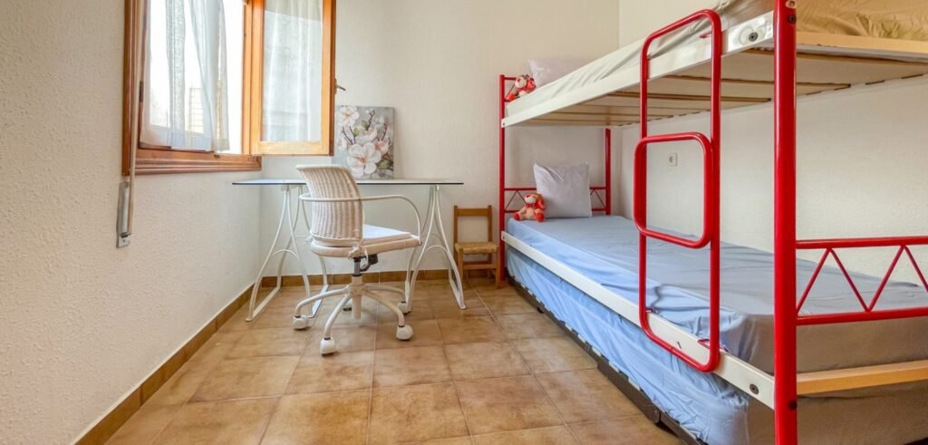Rindu māja ar terasi pie Playa Flamenca