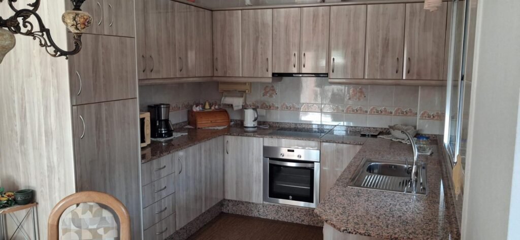 Spacious villa with a private pool – Benferri