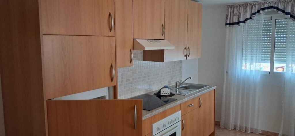 Spacious villa with a private pool – Benferri