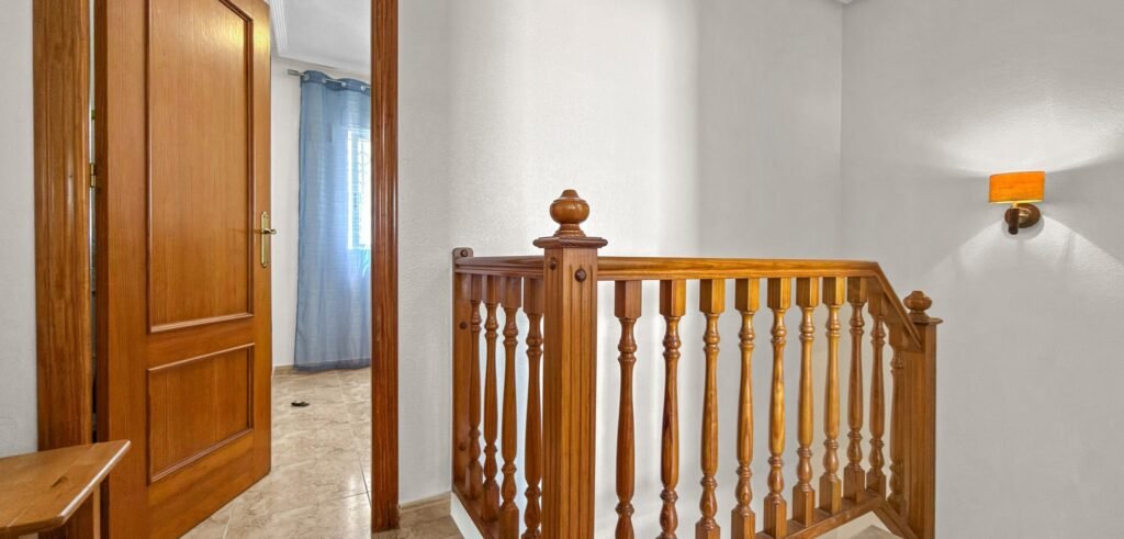 Dom szeregowy z dostępem do basenu w Torrevieja