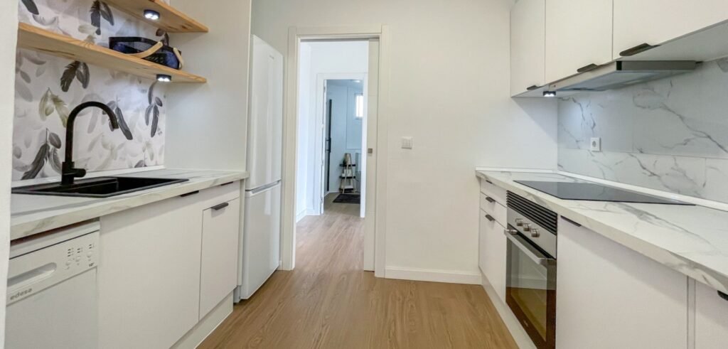 Gerenoveerd appartement bij zwembad Cabo Roig