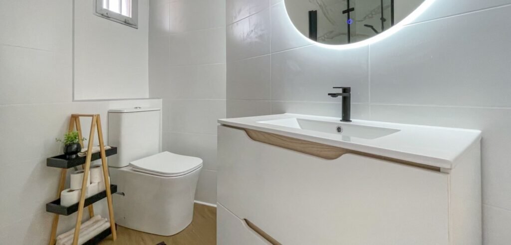 Gerenoveerd appartement bij zwembad Cabo Roig