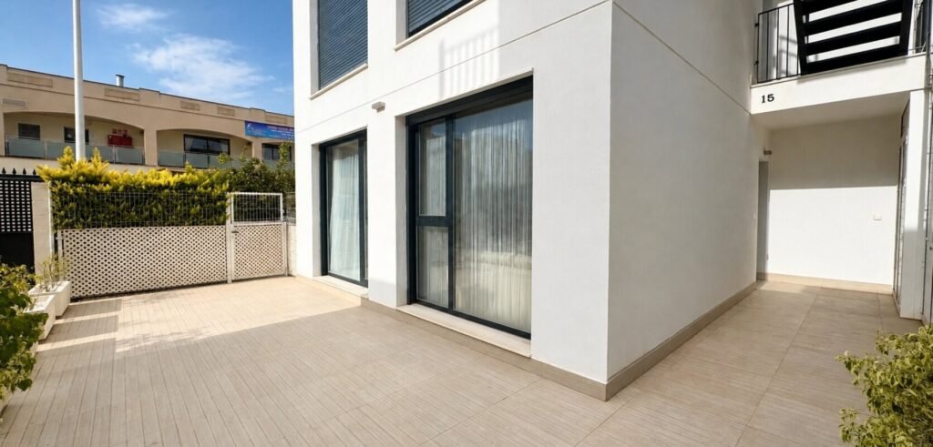 A garden home with solar panels in Punta Prima