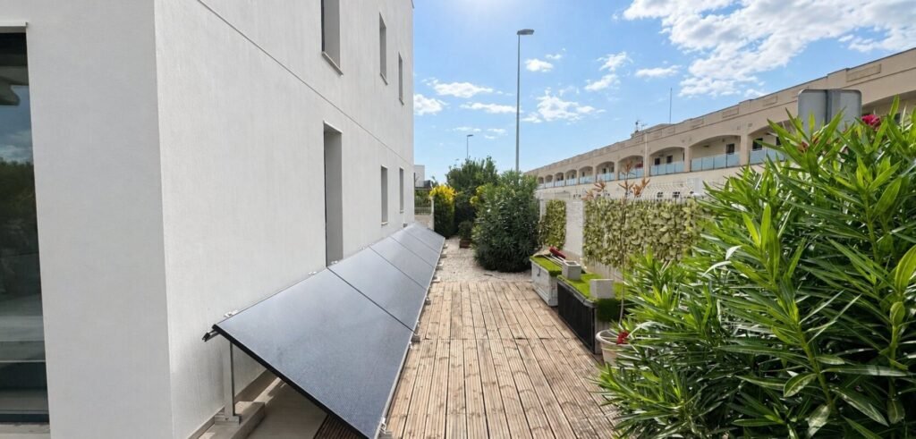 A garden home with solar panels in Punta Prima