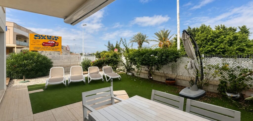 A garden home with solar panels in Punta Prima