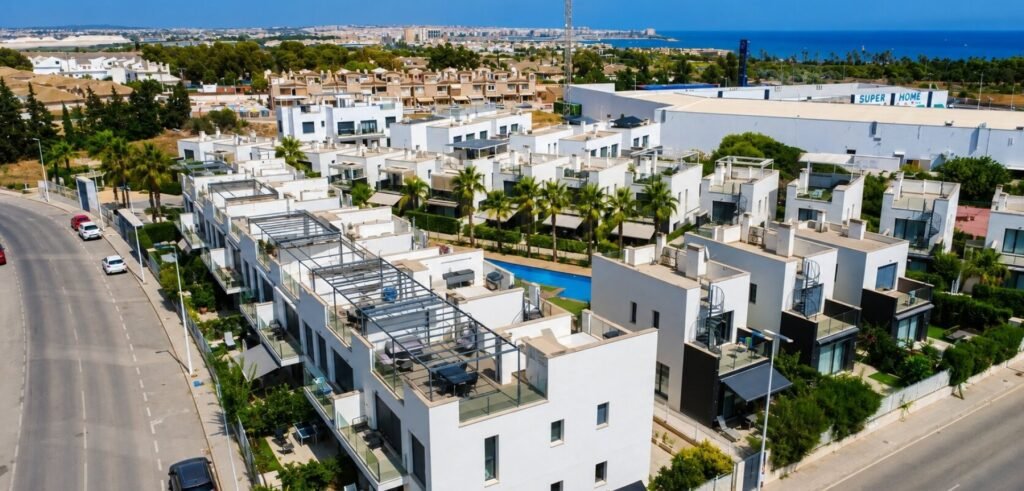 A garden home with solar panels in Punta Prima