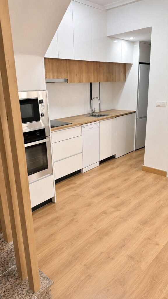 Koti ja yhteinen uima-allas – La Zenia