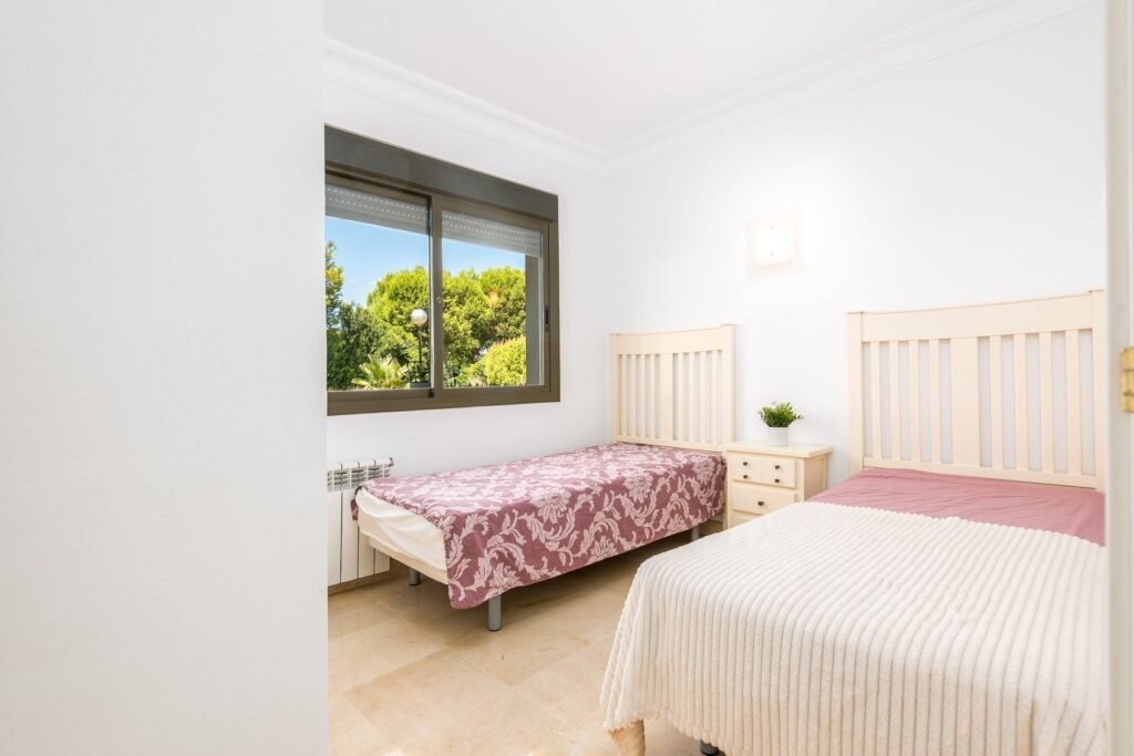 Narożny apartament przy polu Roda Golf