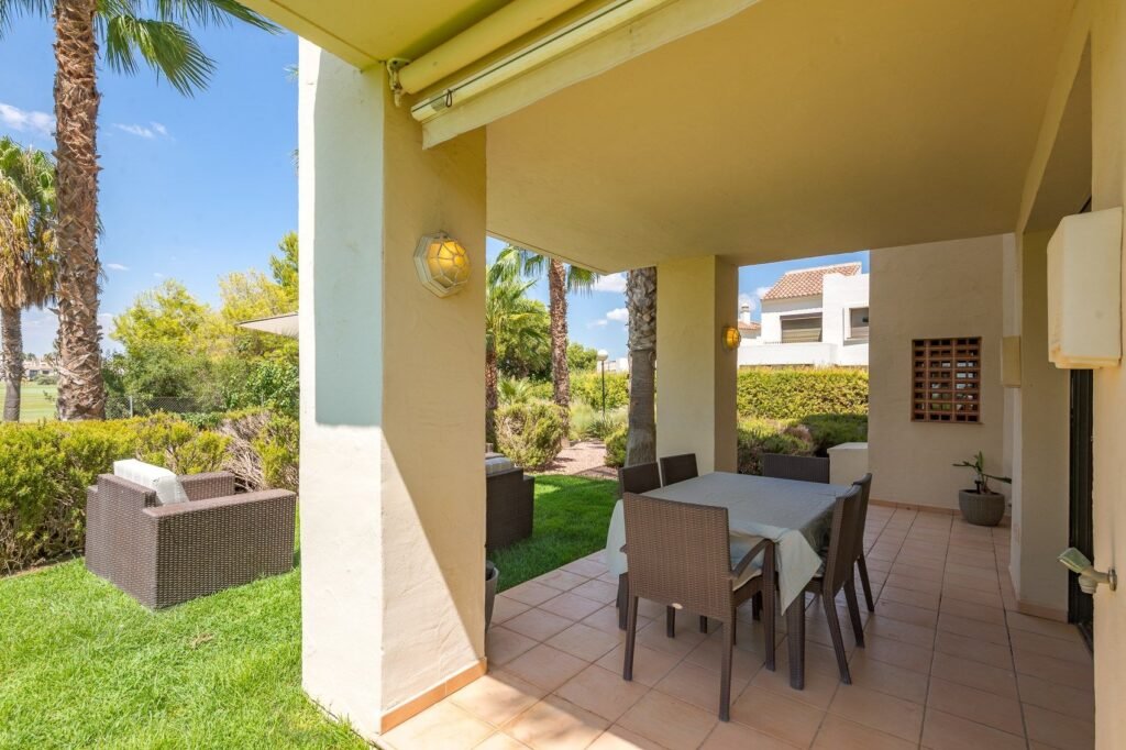 Narożny apartament przy polu Roda Golf
