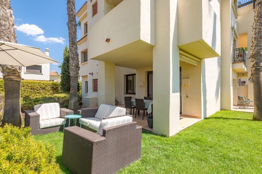 Narożny apartament przy polu Roda Golf
