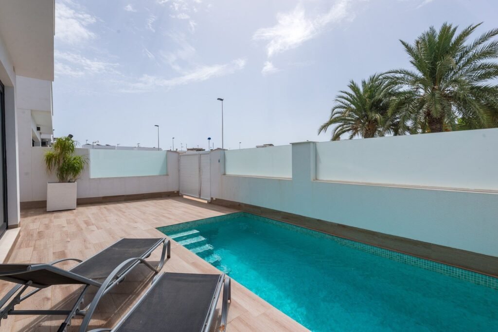 Allashuvila San Pedro del Pinatarissa