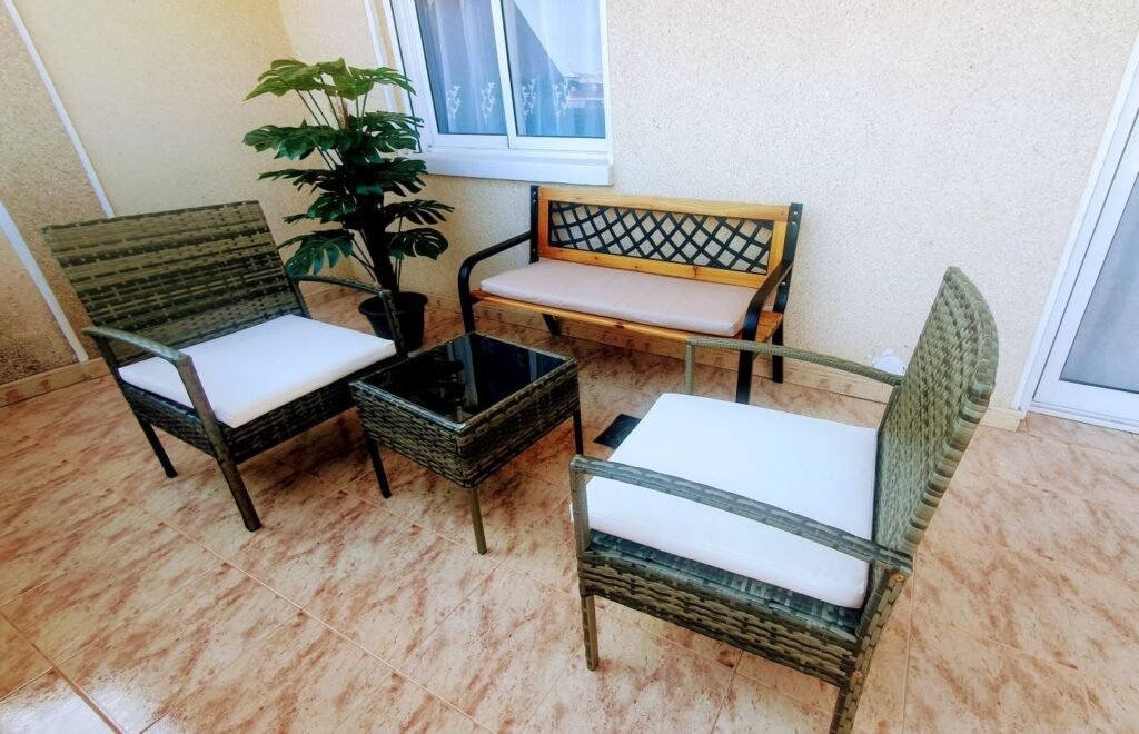 Kattohuoneisto Torreviejan keskustassa